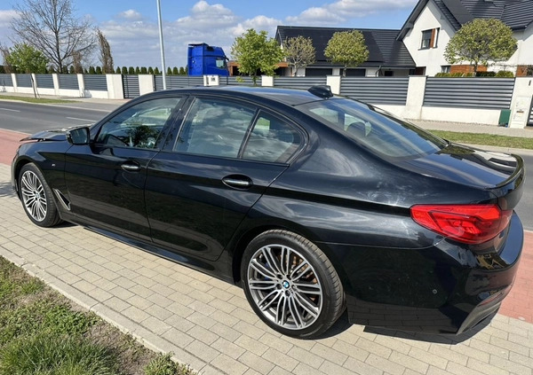 BMW Seria 5 cena 125900 przebieg: 134567, rok produkcji 2017 z Pyrzyce małe 407